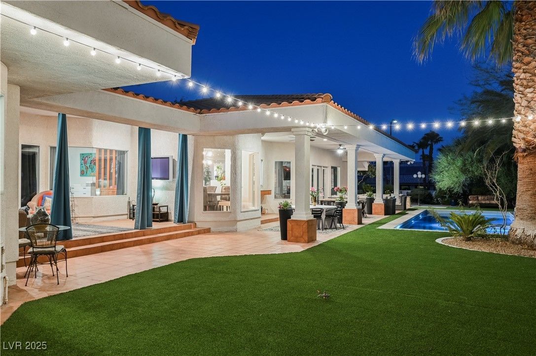 Backyard, Exterior, Pool