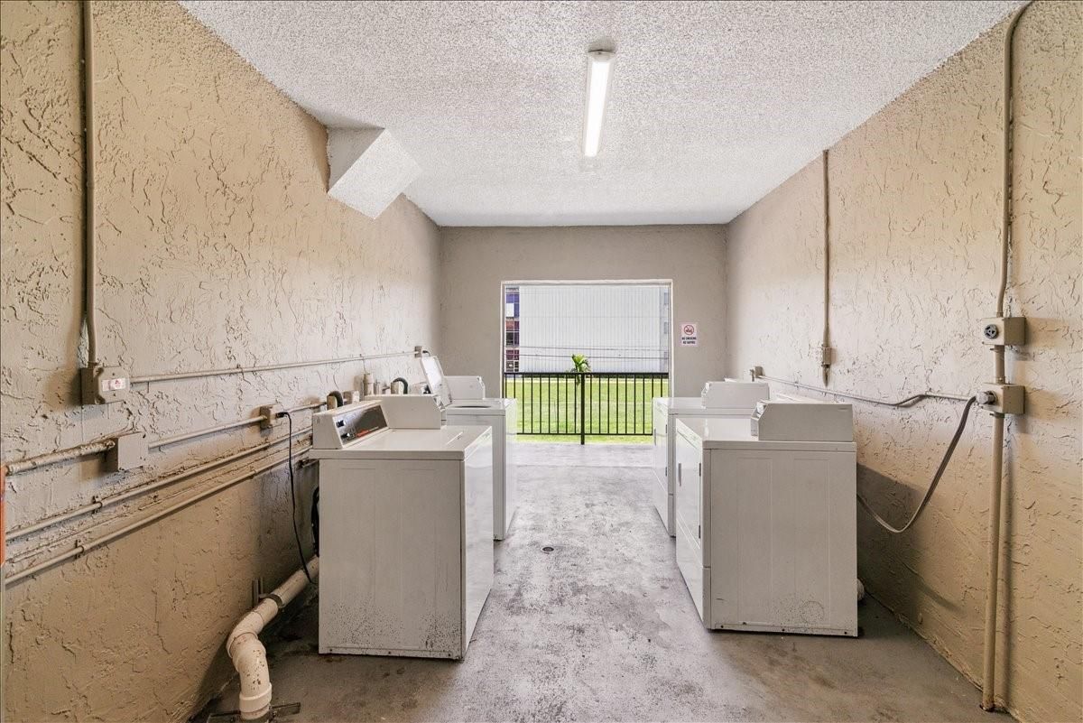 Interior, Washer