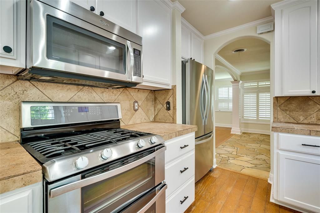 Interior, Kitchen, Pendant Lights, Stainless Steel Appliances, Wood Texture Flooring