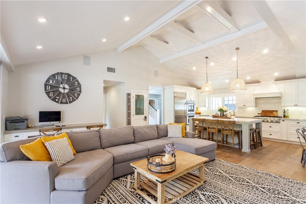Interior, Kitchen, Living room, Pendant Lights, Recessed Lighting, Stainless Steel Appliances, Wood Texture Flooring