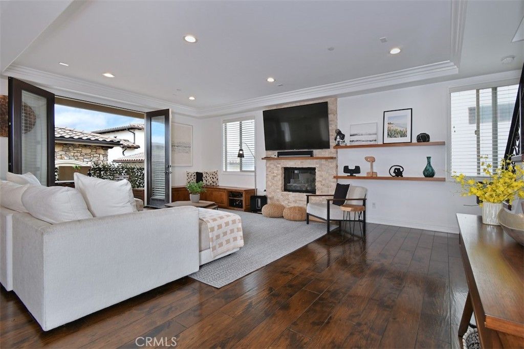 Fireplace, Interior, Living room, Recessed Lighting, Wood Texture Flooring