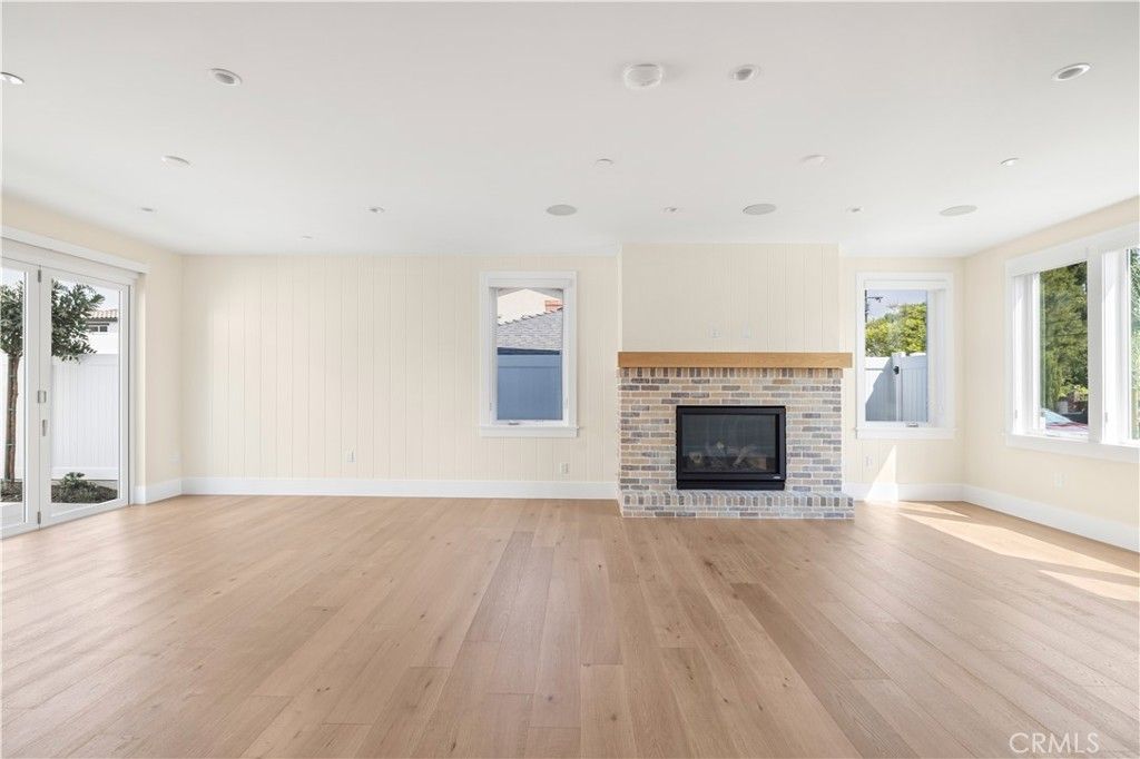 Empty room, Fireplace, Interior, Recessed Lighting, Wood Texture Flooring