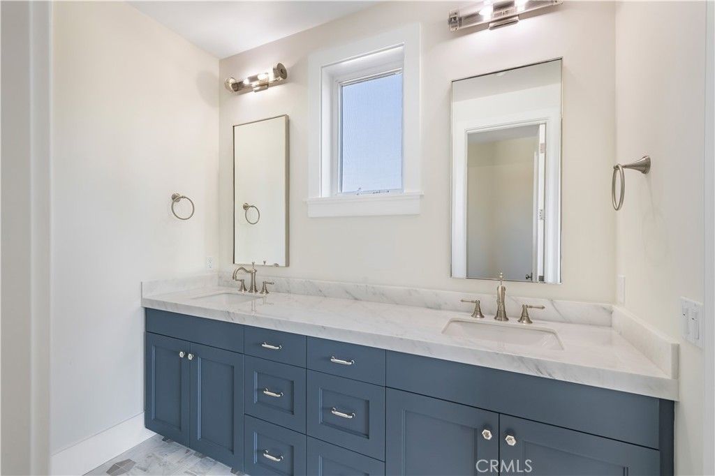 Bathroom, Dual Sink Vanities, Interior, Marble