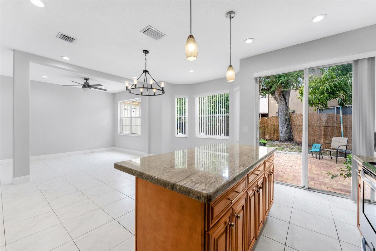 Chandelier, Interior, Marble, Pendant Lights, Recessed Lighting