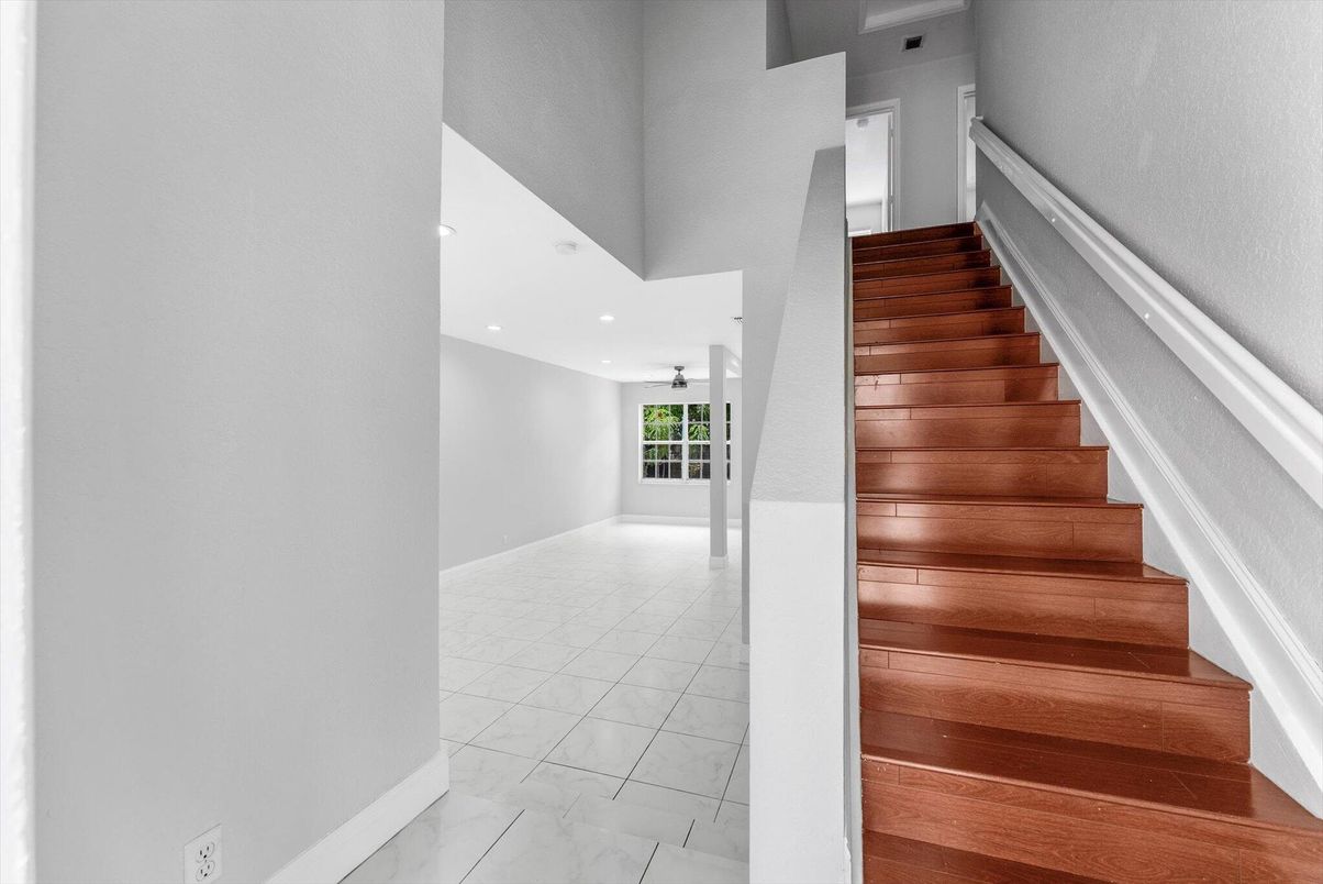 Interior, Marble, Recessed Lighting