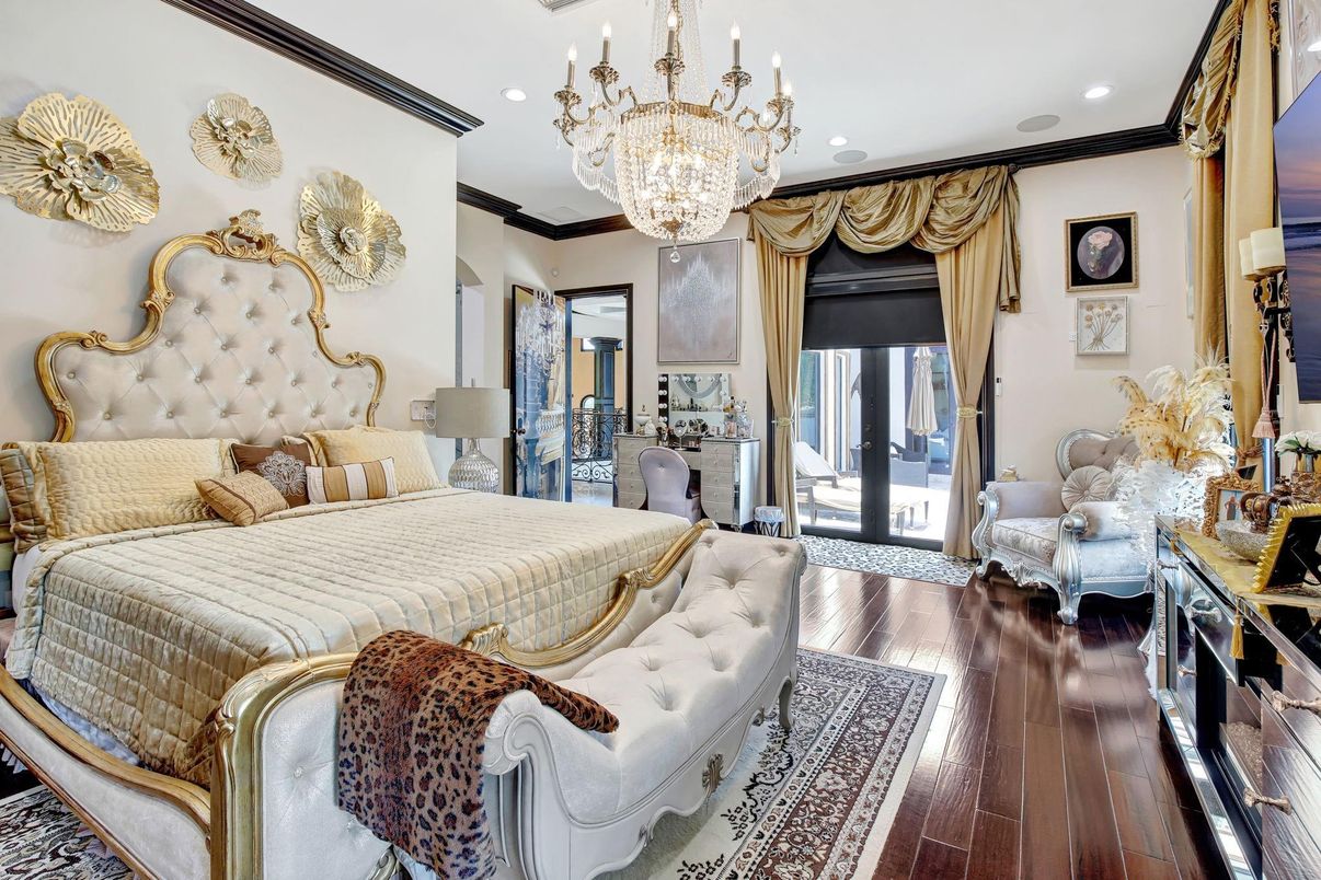 Bedroom, Chandelier, Interior, Recessed Lighting, Wood Texture Flooring