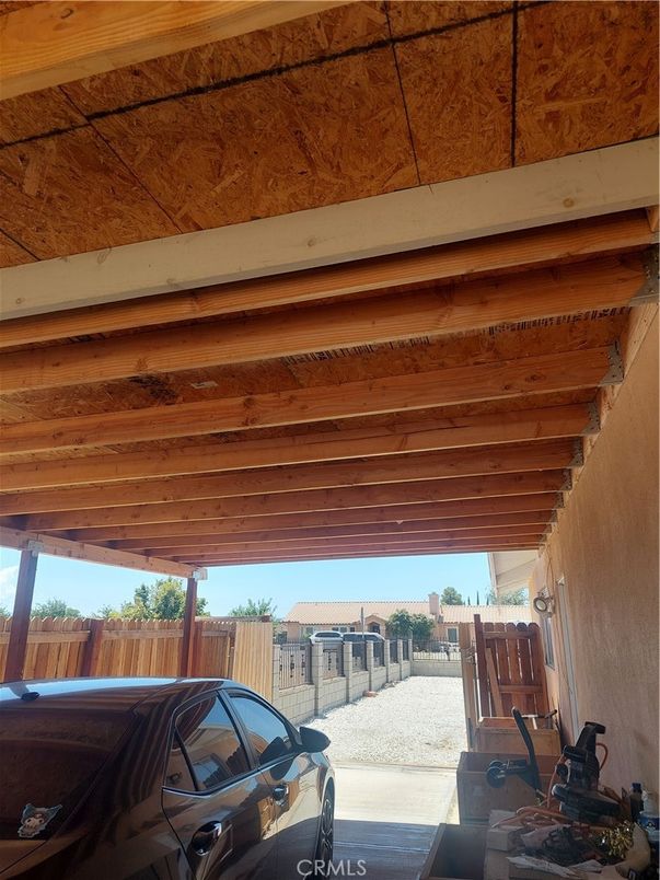Exterior, Wooden Beams