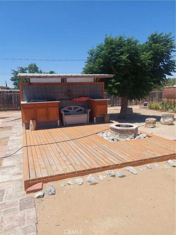 Exterior, Hot Tub