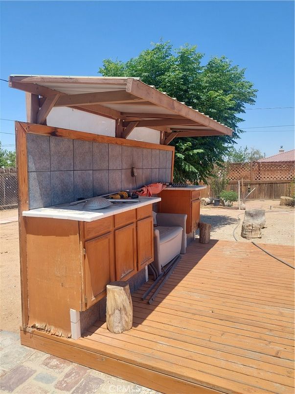 Exterior, Hot Tub