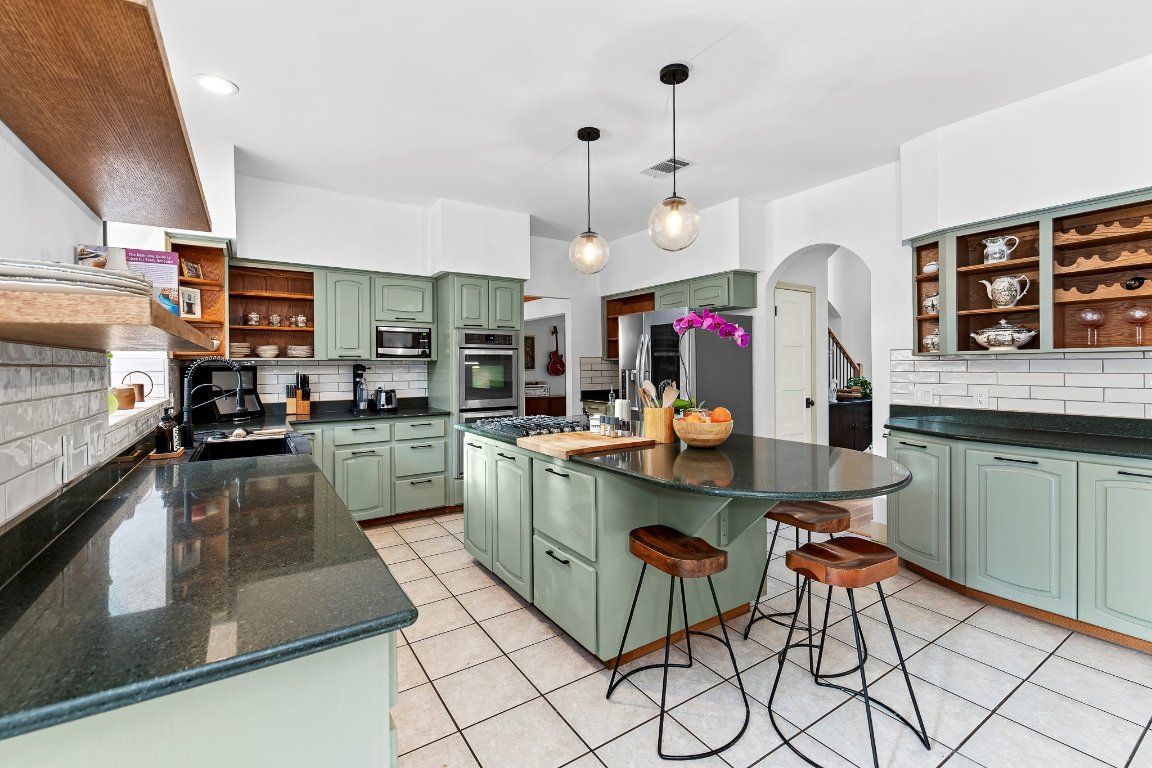 Interior, Kitchen, Pendant Lights, Recessed Lighting, Stainless Steel Appliances