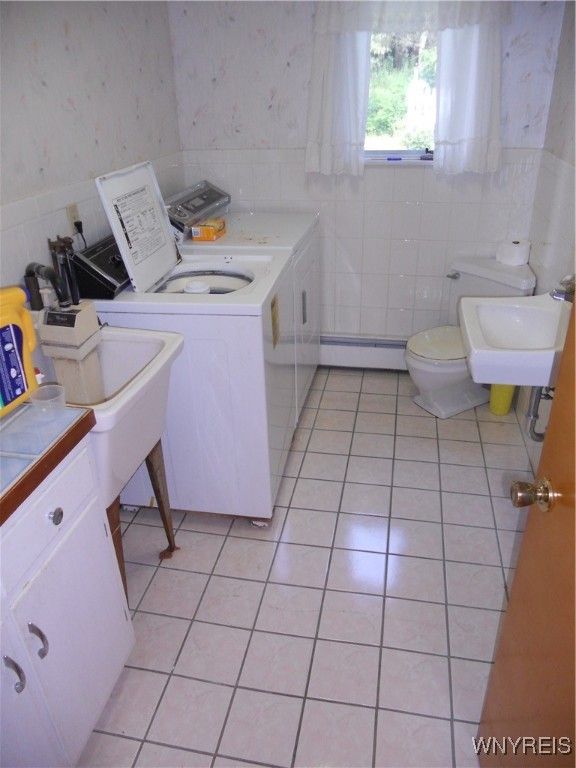 Bathroom, Interior