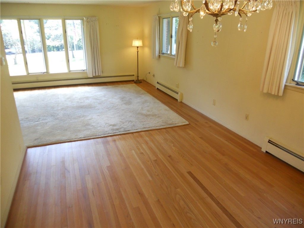 Chandelier, Empty room, Interior, Wood Texture Flooring