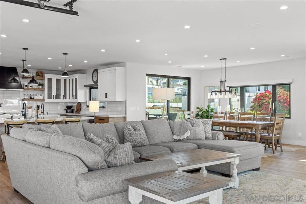 Dining room, Interior, Kitchen, Living room, Pendant Lights, Recessed Lighting, Wood Texture Flooring