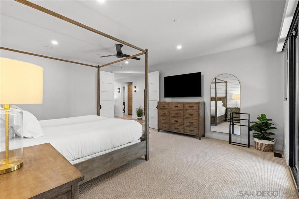 Bedroom, Interior, Recessed Lighting