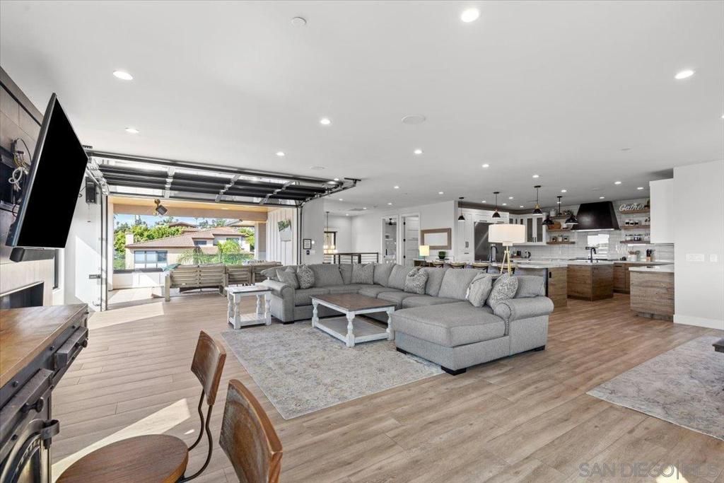 Interior, Kitchen, Living room, Pendant Lights, Recessed Lighting, Stainless Steel Appliances, Wood Texture Flooring