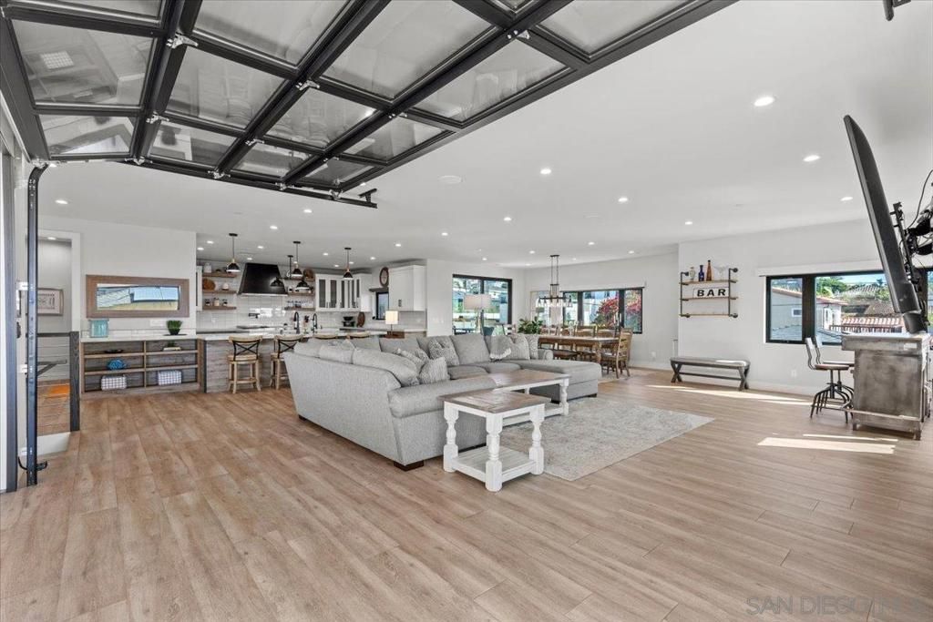 Dining room, Interior, Kitchen, Living room, Pendant Lights, Recessed Lighting, Stainless Steel Appliances, Wood Texture Flooring