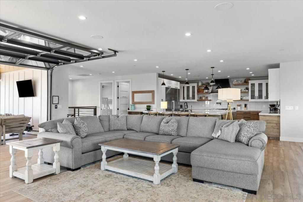 Dining room, Interior, Kitchen, Living room, Pendant Lights, Recessed Lighting, Wood Texture Flooring