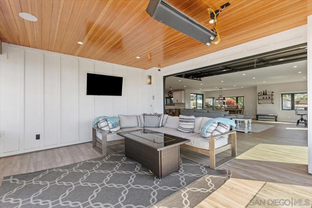 Interior, Living room, Pendant Lights, Recessed Lighting, Wooden Ceilings, Wood Texture Flooring