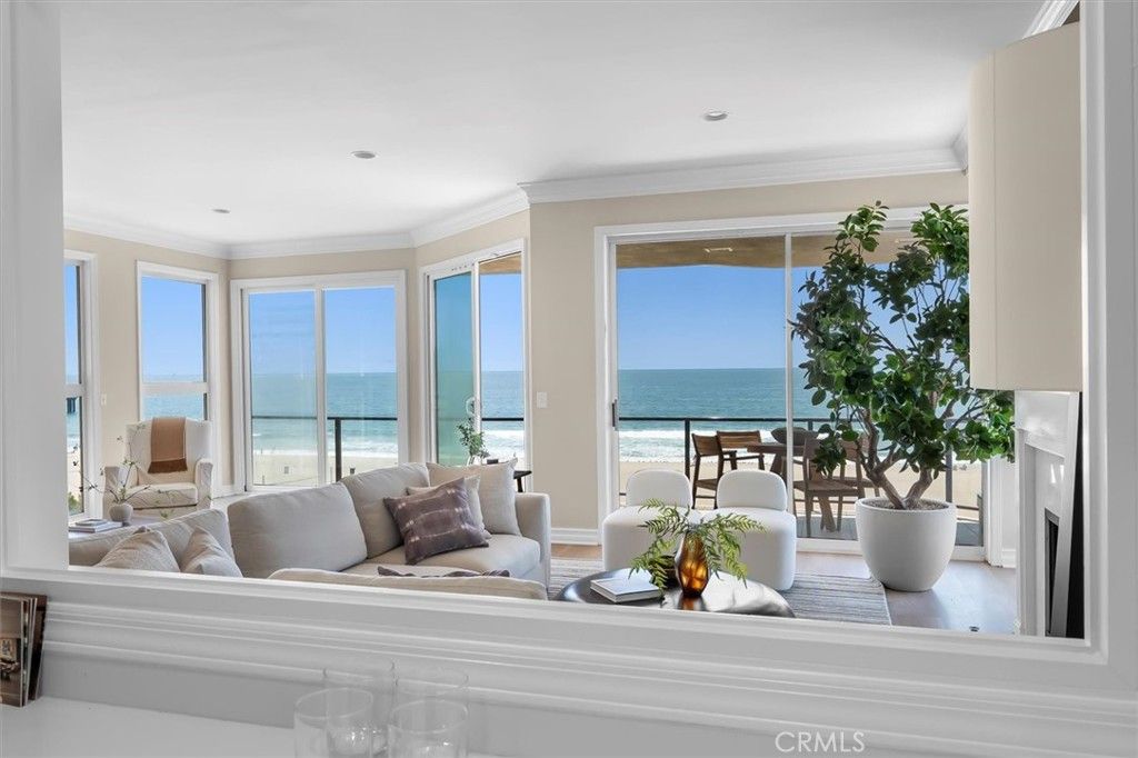 Fireplace, Interior, Living room, Recessed Lighting, Water