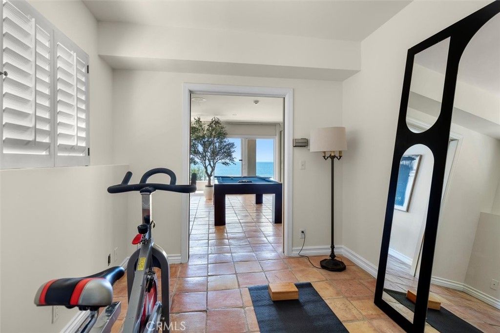 Fitness Equipment, Interior, Water