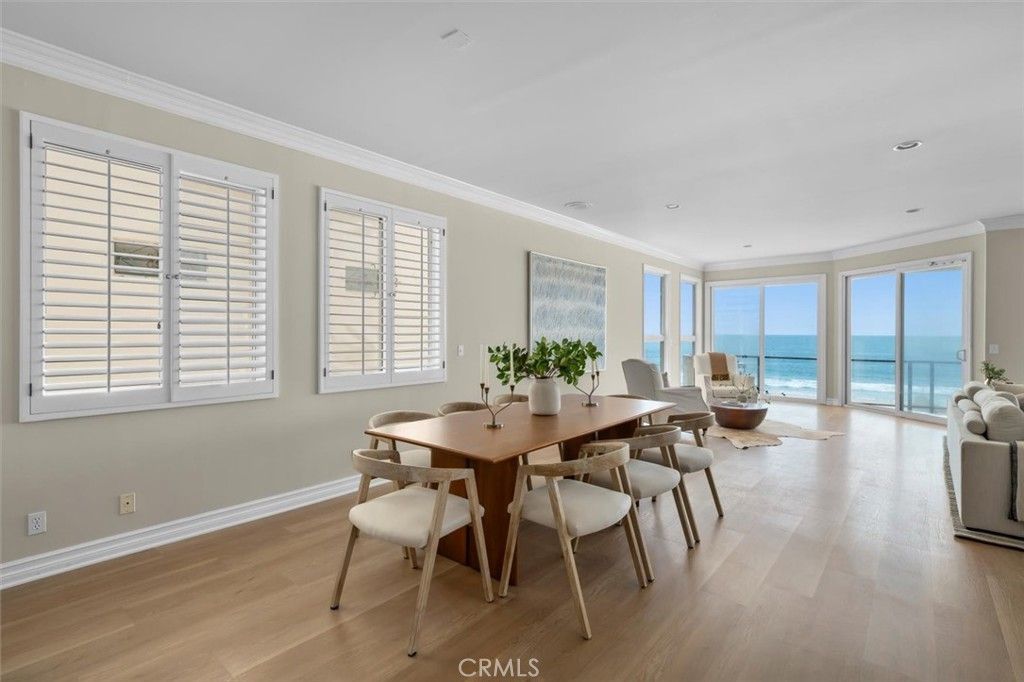 Dining room, Interior, Recessed Lighting, Water, Wood Texture Flooring