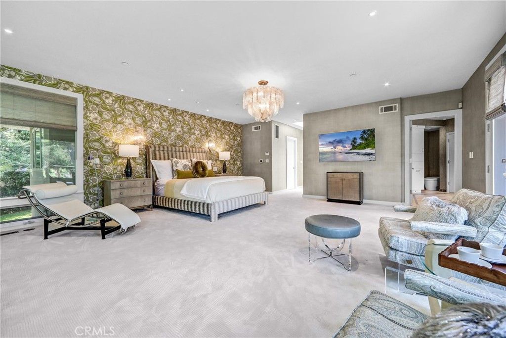 Bedroom, Chandelier, Interior, Recessed Lighting