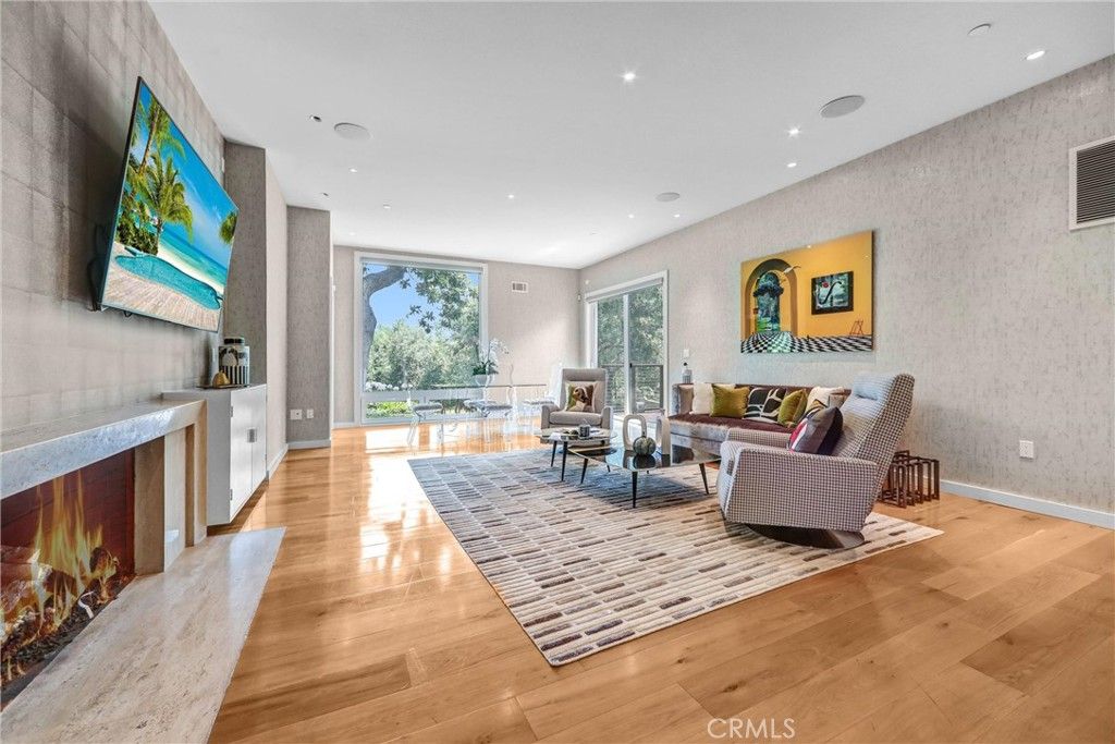 Fireplace, Interior, Living room, Recessed Lighting, Wood Texture Flooring