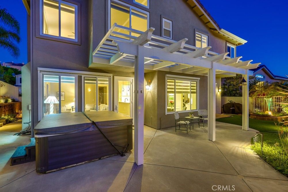 Exterior, Hot Tub