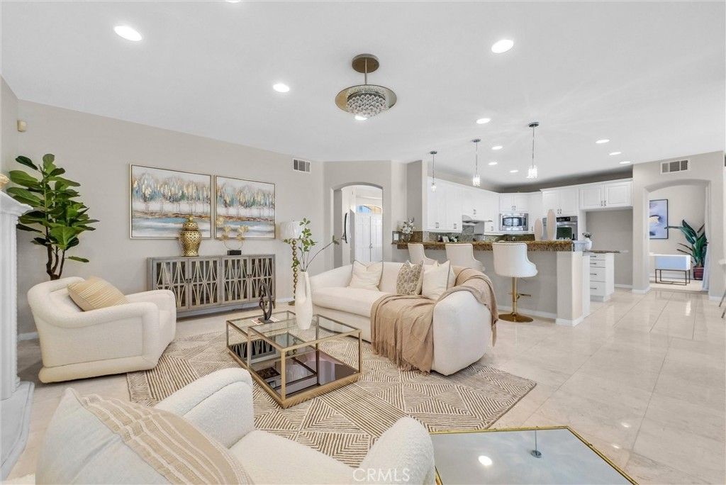 Interior, Kitchen, Living room, Pendant Lights, Recessed Lighting