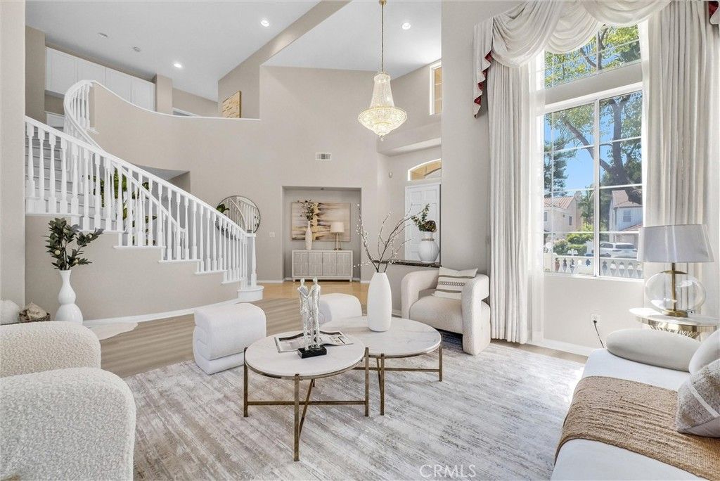 Chandelier, Interior, Living room, Pendant Lights, Recessed Lighting, Wood Texture Flooring