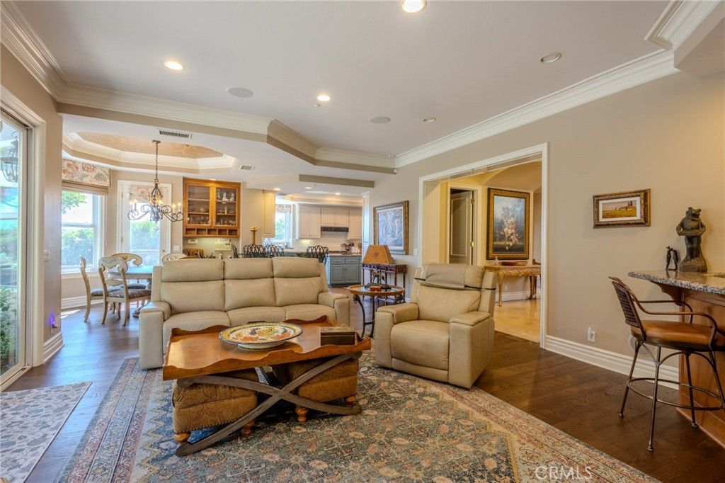 Chandelier, Dining room, Interior, Living room, Recessed Lighting, Wood Texture Flooring