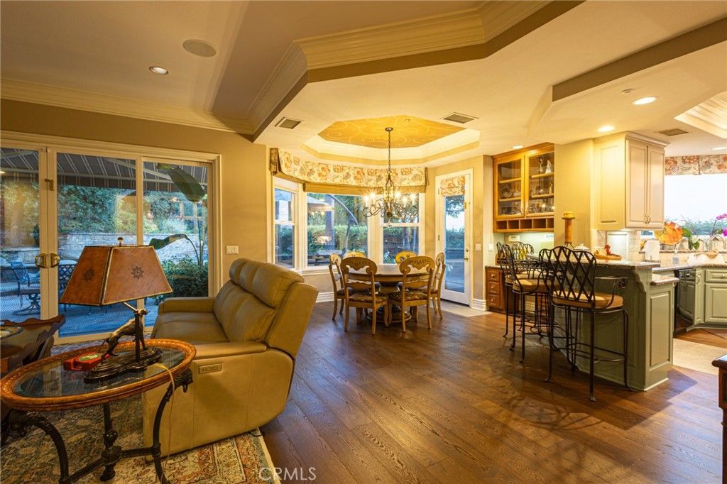 Chandelier, Dining room, Interior, Kitchen, Living room, Recessed Lighting, Wood Texture Flooring