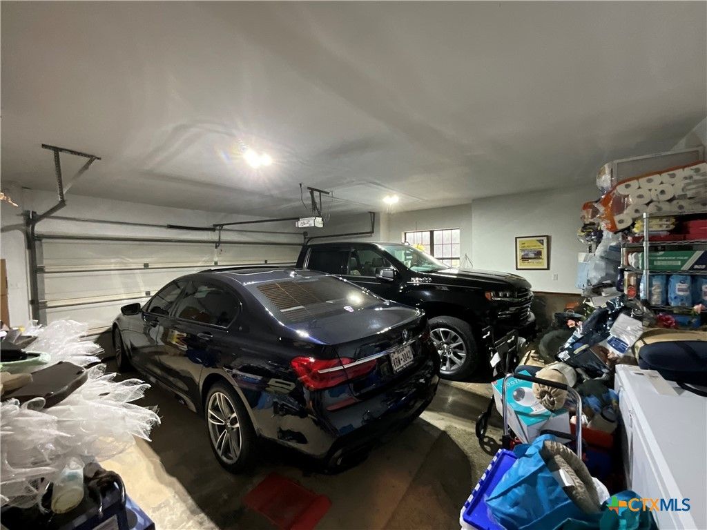 Garage, Interior