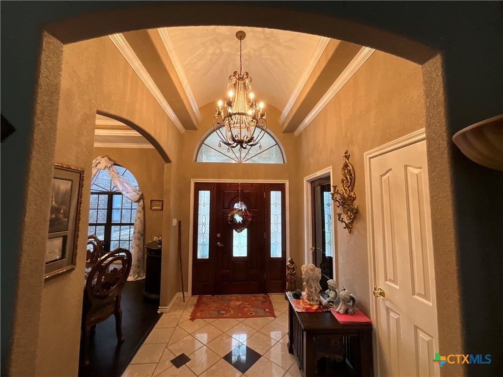 Chandelier, Interior