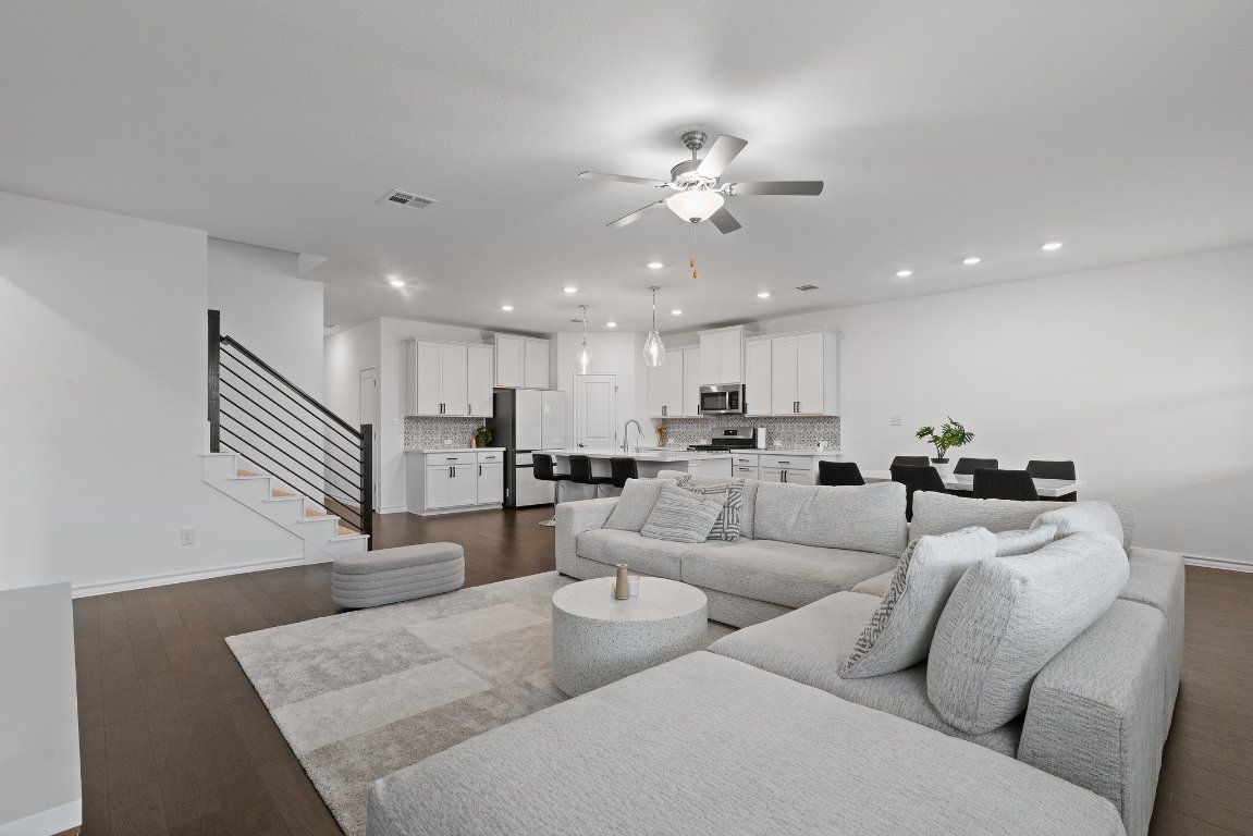 Dining room, Interior, Kitchen, Living room, Pendant Lights, Recessed Lighting, Stainless Steel Appliances, Wood Texture Flooring