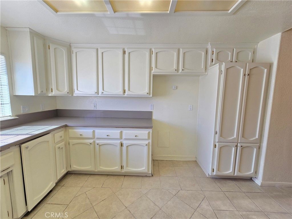 Interior, Kitchen, Tile Countertops