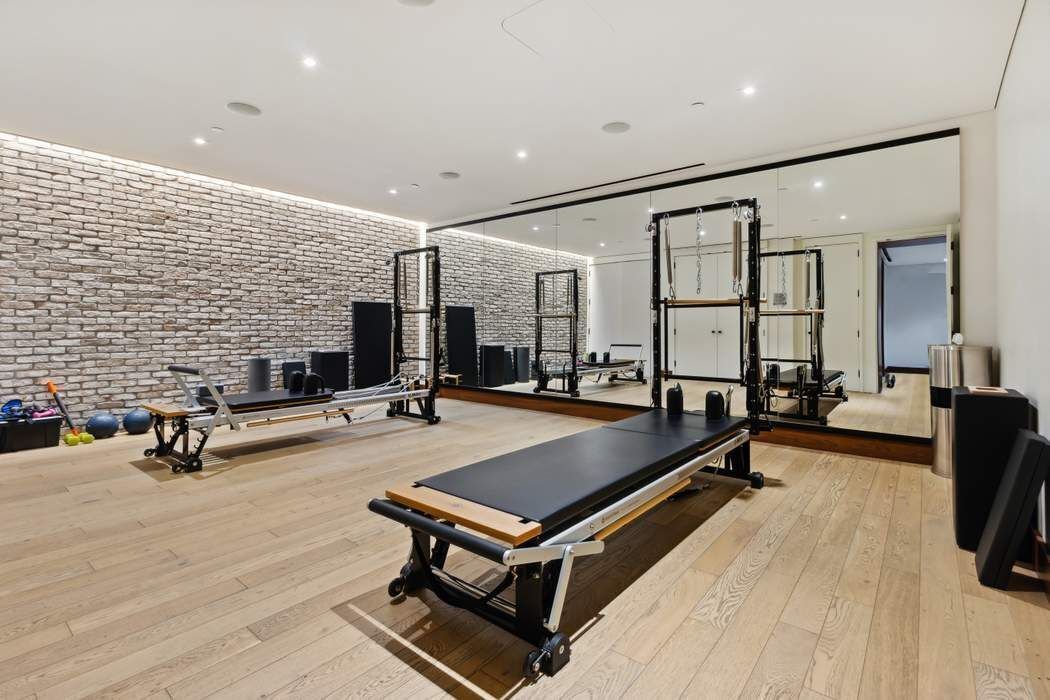Fitness Equipment, Interior, Recessed Lighting, Wood Texture Flooring