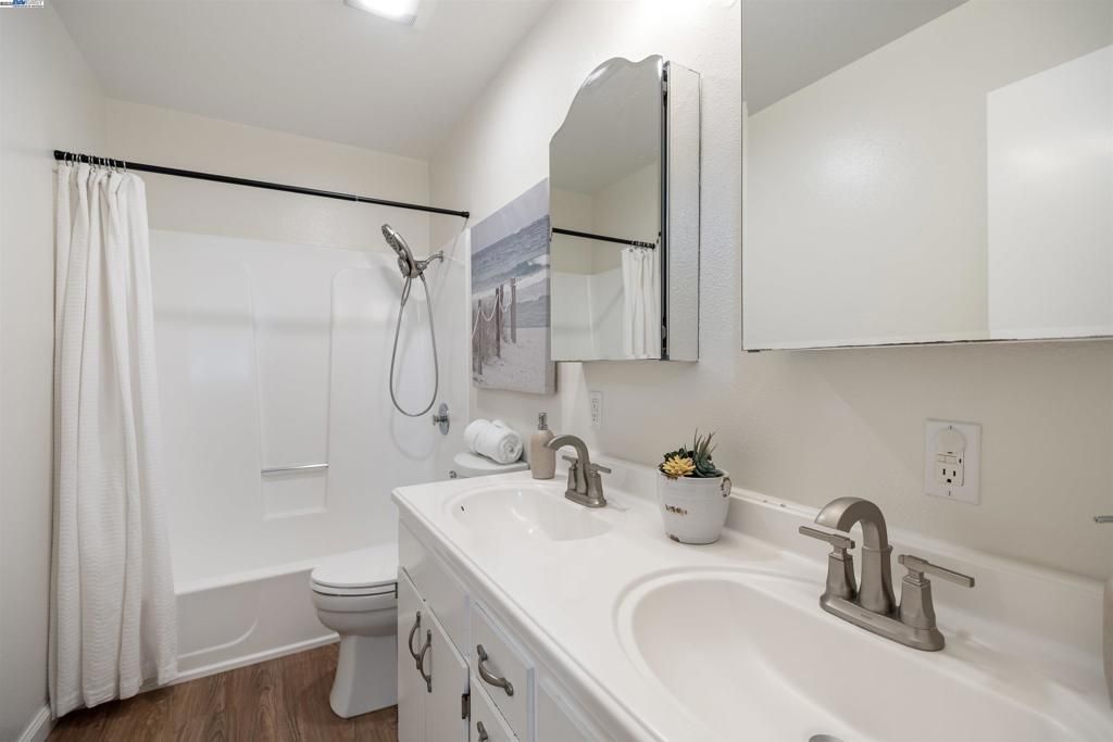 Bathroom, Dual Sink Vanities, Interior, Wood Texture Flooring