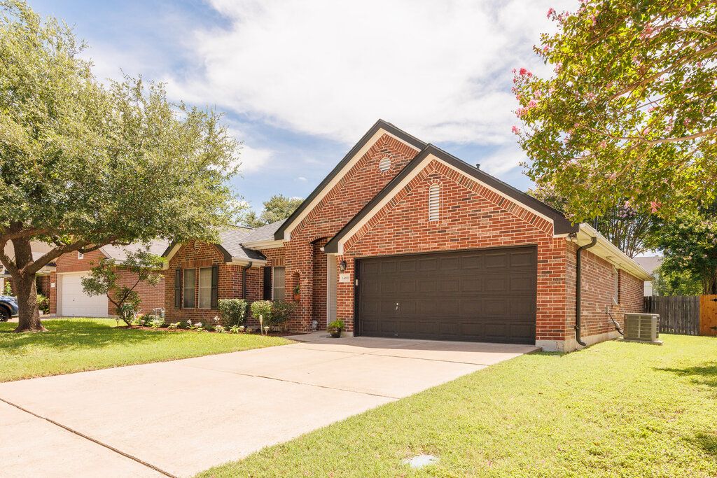 Attached, Exterior, Facade, Brick Facade, Brick Traditional