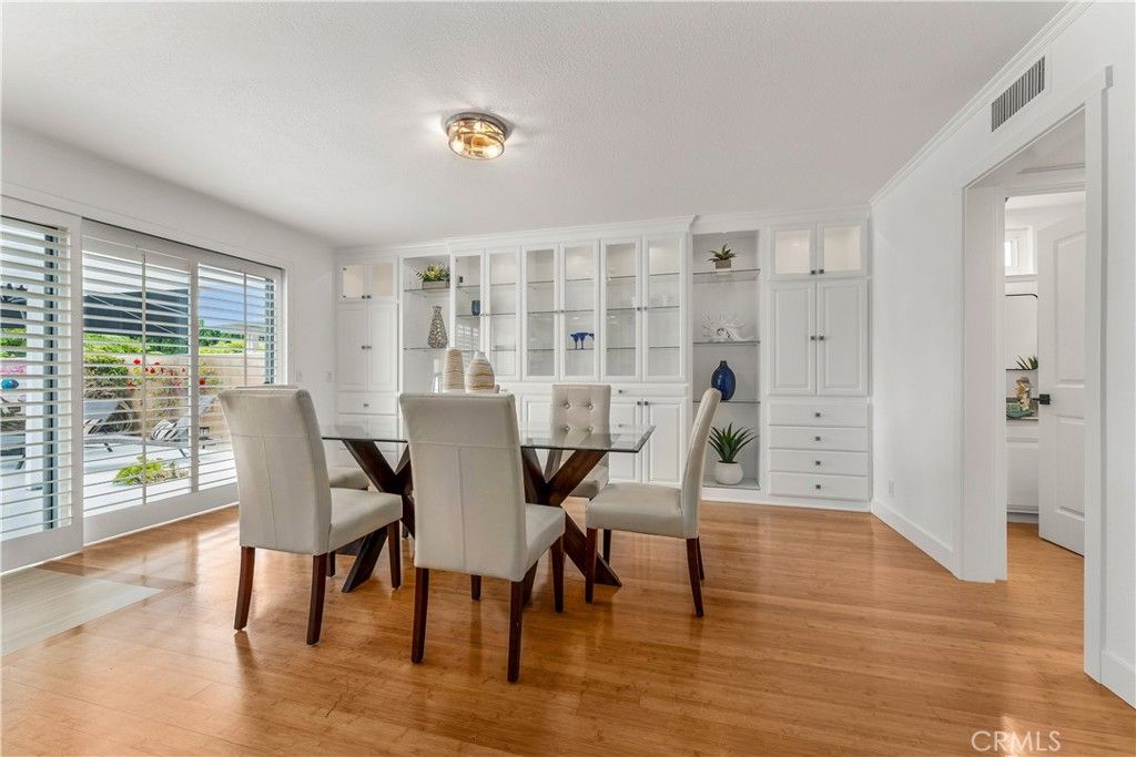 Dining room, Interior, Wood Texture Flooring