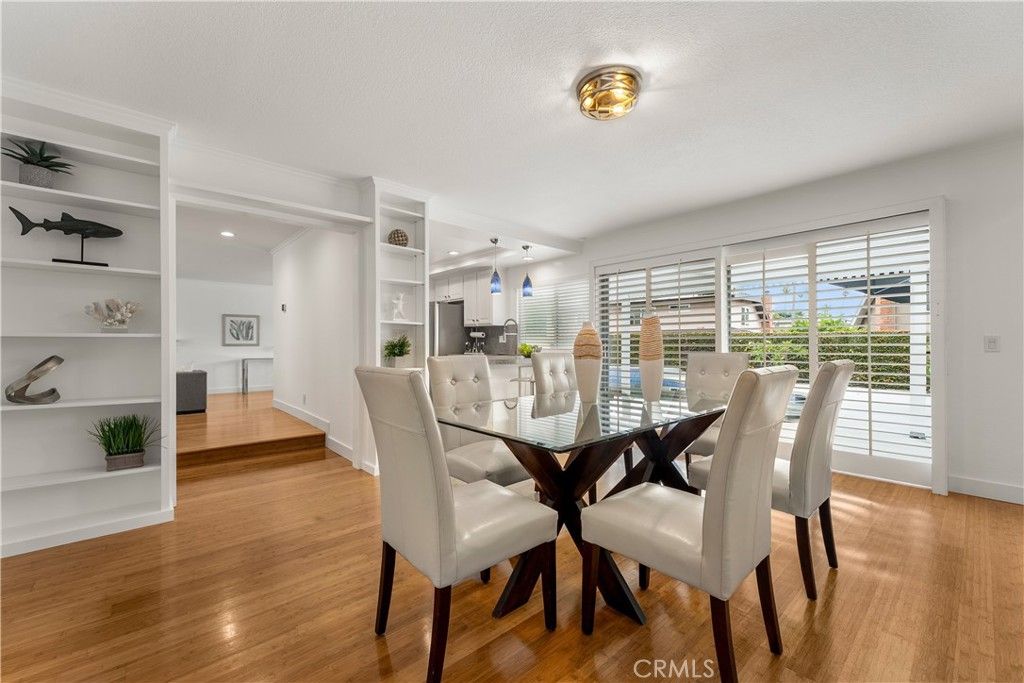 Dining room, Interior, Recessed Lighting, Wood Texture Flooring