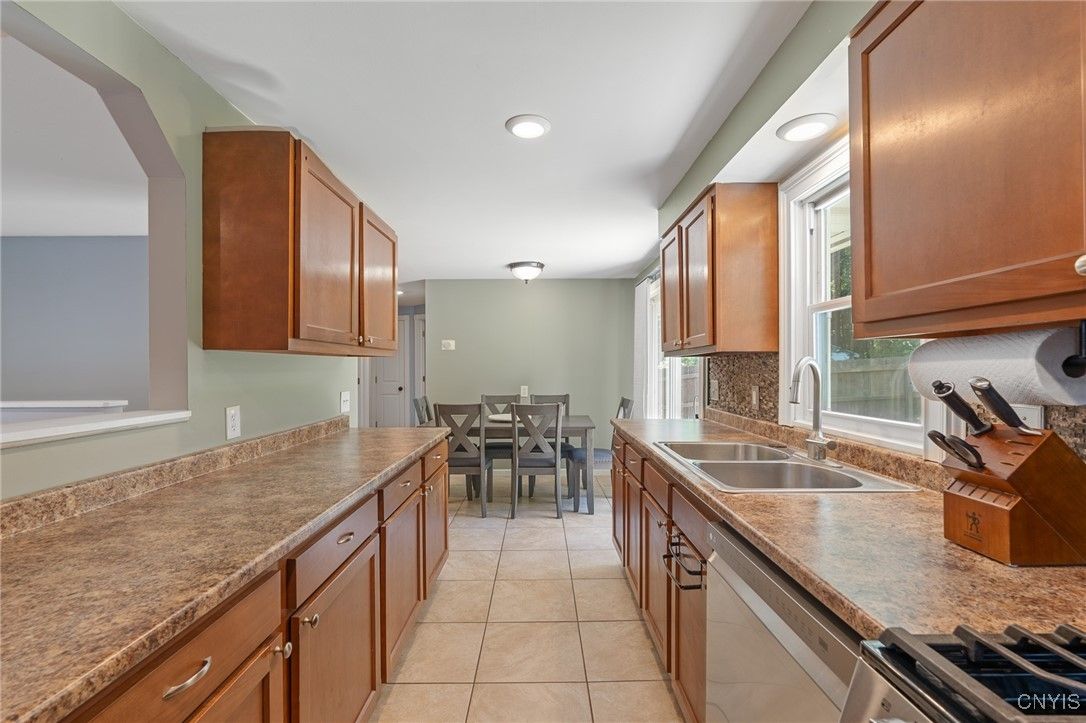 Dining room, Interior, Kitchen, Recessed Lighting