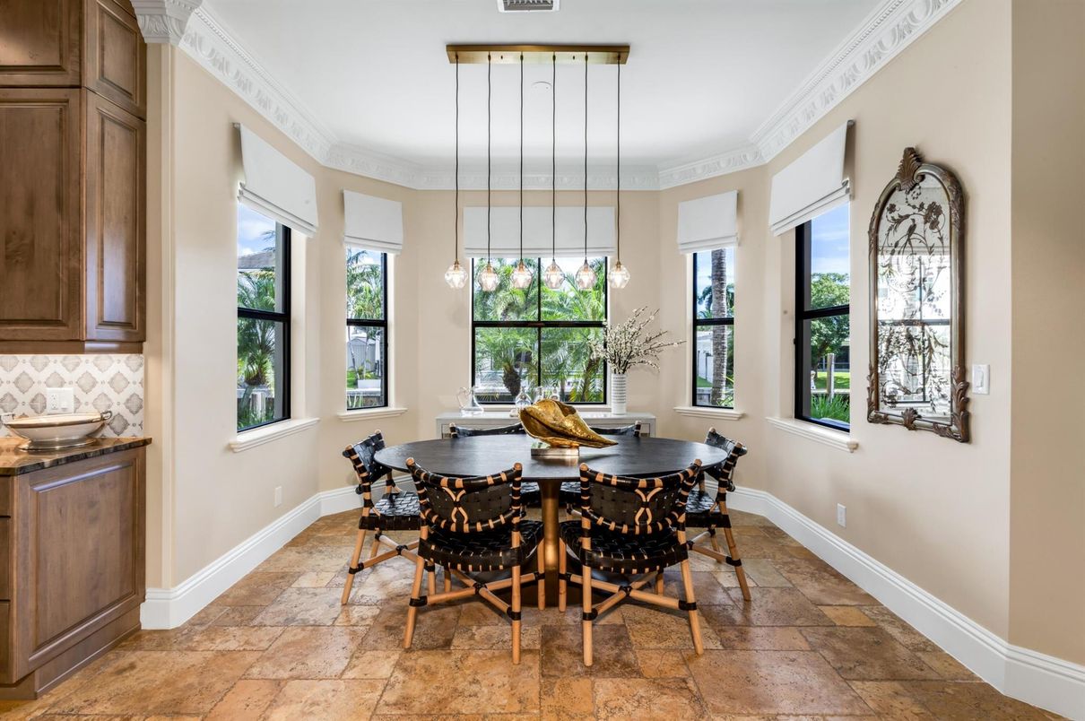 Dining room, Interior, Pendant Lights