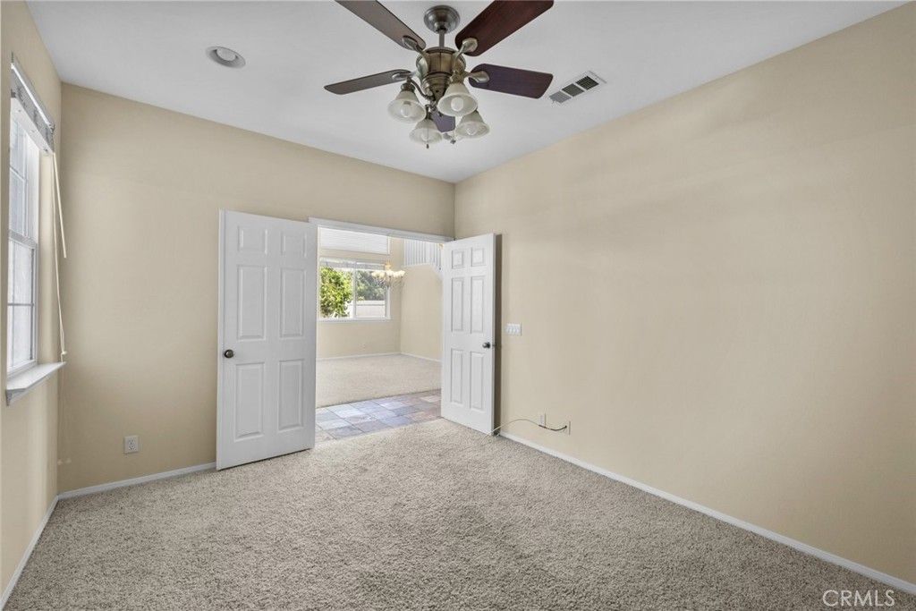 Chandelier, Empty room, Interior