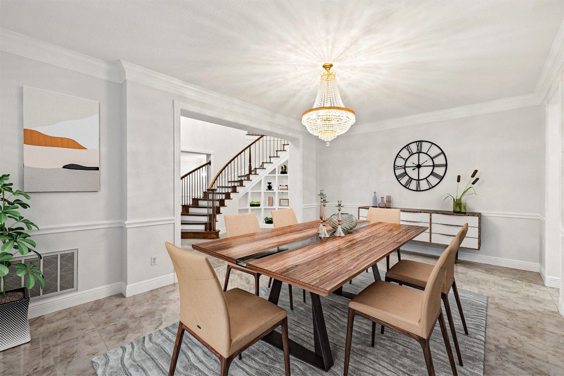 Chandelier, Dining room, Interior