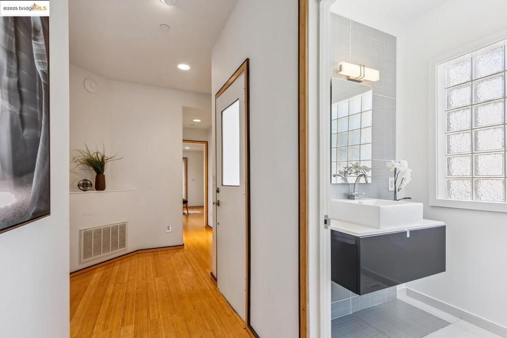 Bathroom, Interior, Recessed Lighting, Wood Texture Flooring