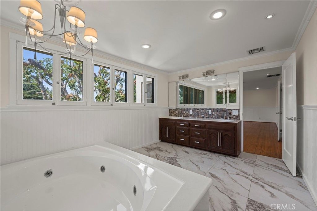 Bathroom, Chandelier, Interior, Marble, Recessed Lighting, Wood Texture Flooring