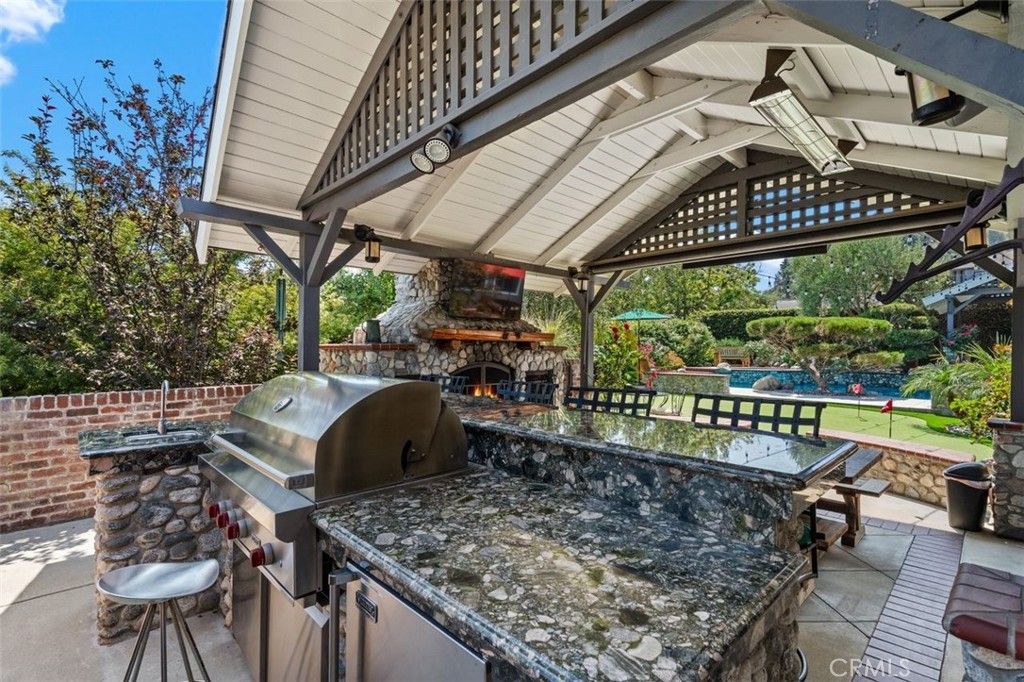 Exterior, Fireplace