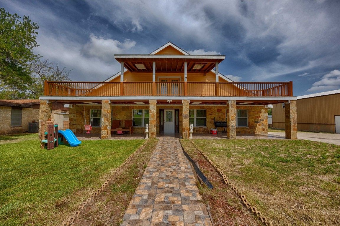 Backyard, Exterior, Playground