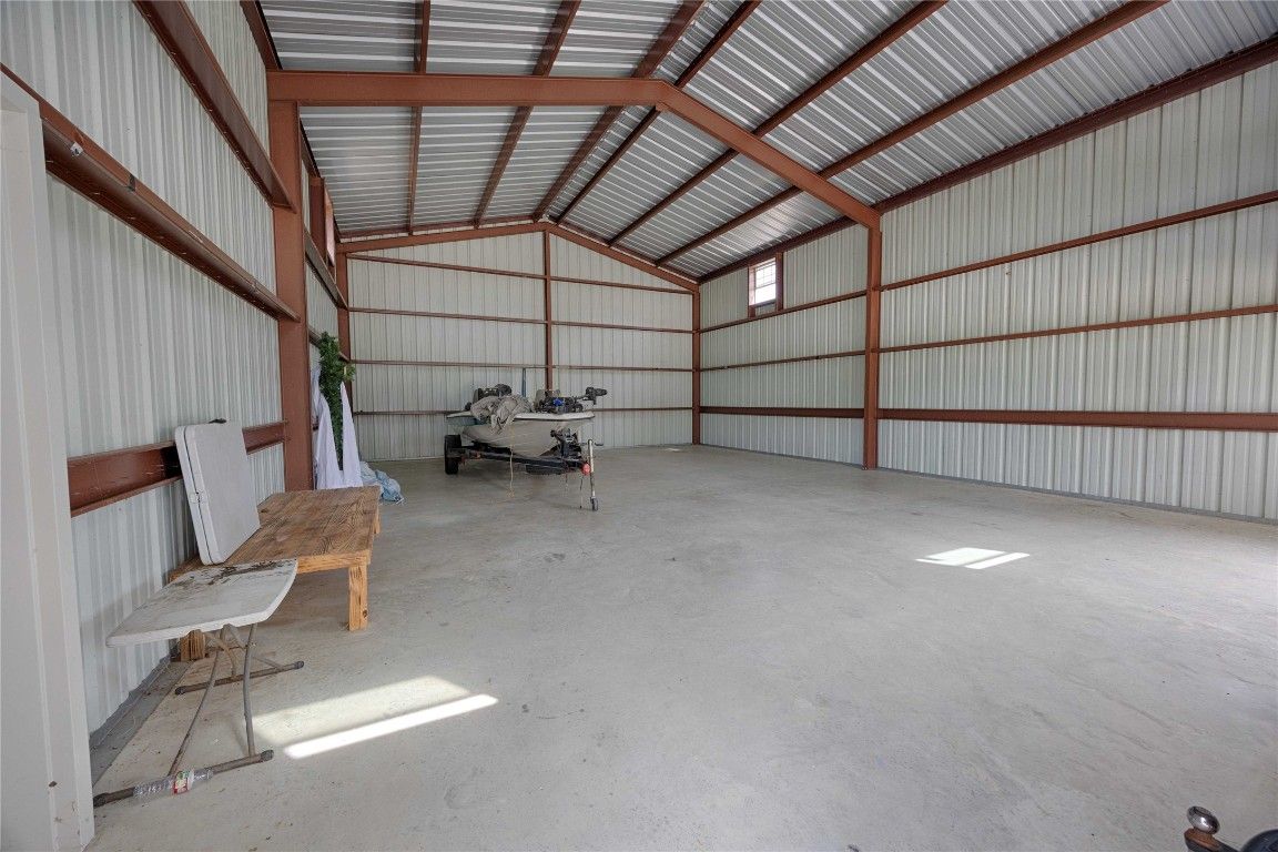 Garage, Interior